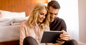 8 sinais sutis de que seu parceiro está “embolsando” seu relacionamento, de acordo com a psicologia 8 sinais sutis de que seu parceiro está “embolsando” seu relacionamento, de acordo com a psicologia