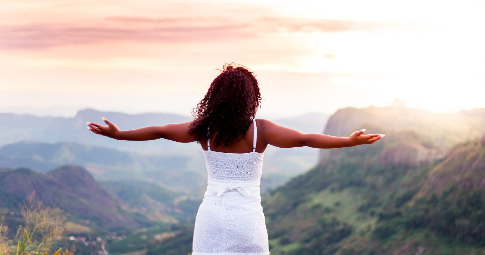 Pessoas que rejeitam a religião em que foram criadas geralmente possuem estas 8 características